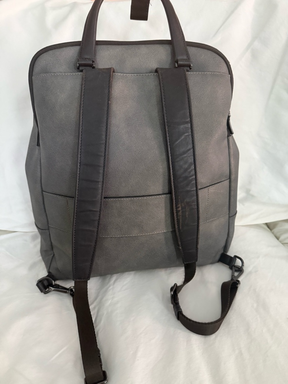 TUMI Gray Leather Backpack 79380MSF Laptop Travel Work Bag - Picture 2 of 6